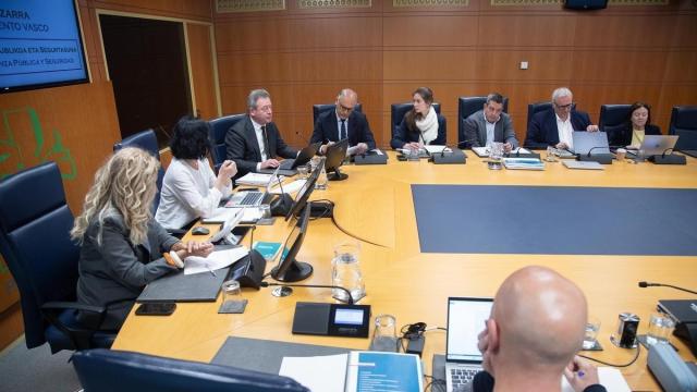 Bingen Zupiria ha comparecido, a petición propia, ante la Comisión de Instituciones, Gobernanza Pública y Seguridad. / Parlamento Vasco Bingen Zupiria ha comparecido, a petición propia, ante la Comisión de Instituciones, Gobernanza Pública y Seguridad.