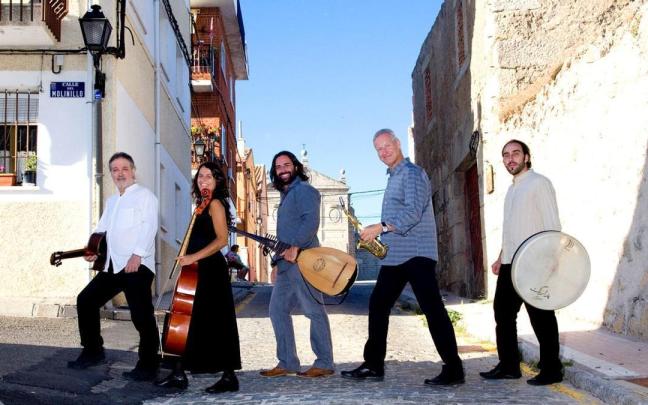 Andreas Prittwitz llegará a Azkoitia acompañado por un plantel de músicos que ayudarán a dar forma a su obra 'Panamericana' / A.Prittwitz Andreas Prittwitz llegará a Azkoitia acompañado por un plantel de músicos que ayudarán a dar forma a su obra 'Panamericana'