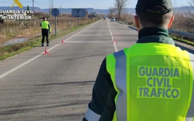 Patrulla de la Guardia Civil de Tráfico.