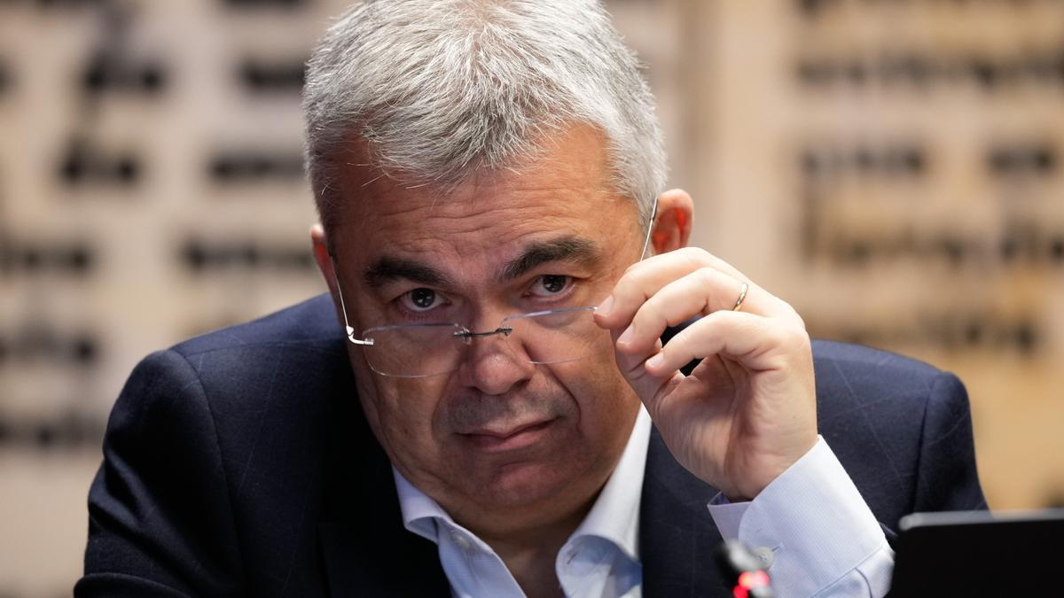 Santos Cerdán en la comisión de investigación del caso Koldo en el Senado.