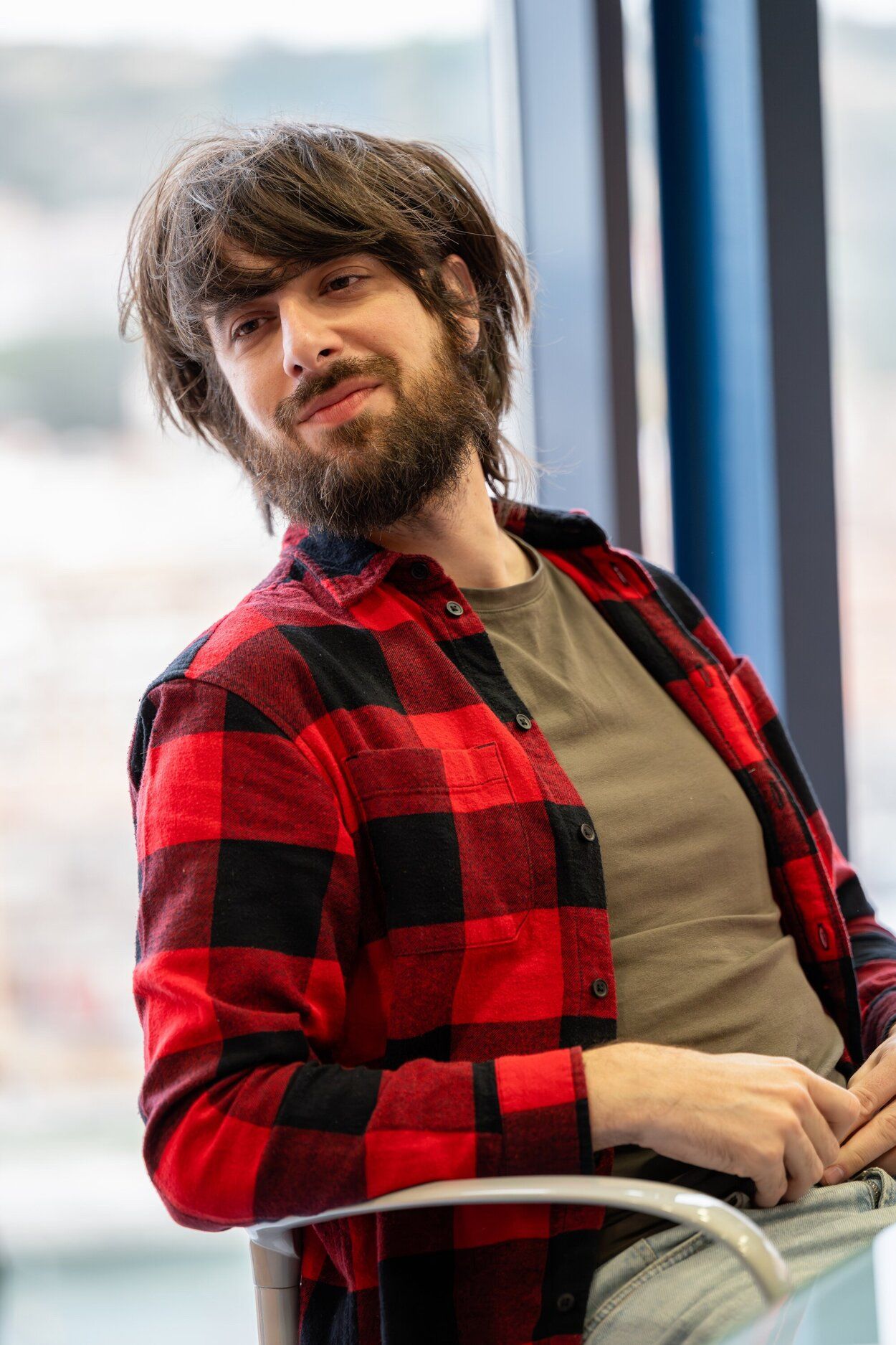 "A la polémica no le dedico tiempo en mi vida. Yo le dedico tiempo a la literatura”, afirma David Uclés.