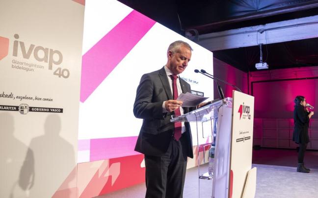 Urkullu aboga por "atraer el talento" a la Administración pública vasca.