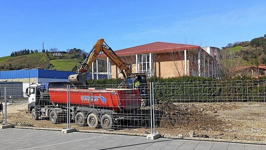 Obras para construir el nuevo edificio del colegio público. | FOTO: EAJ ZUMAIA