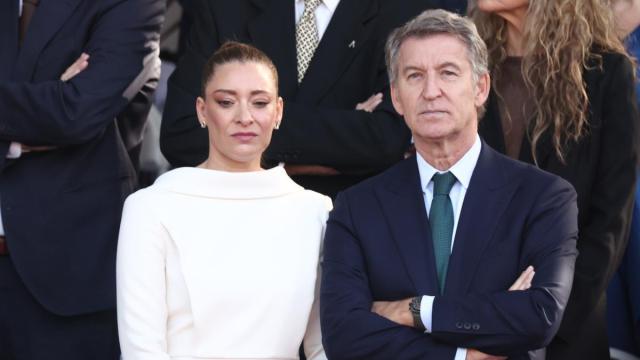 La portavoz del PP en el Congreso, Ester Muñoz, y el presidente del Partido Popular, Alberto Núñez Feijóo.