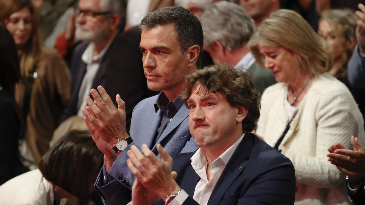 Andueza, junto a Pedro Sánchez este sábado.