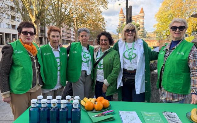 Punto informativo de la campaña de cribado de cáncer de colon en Durango, 2025.