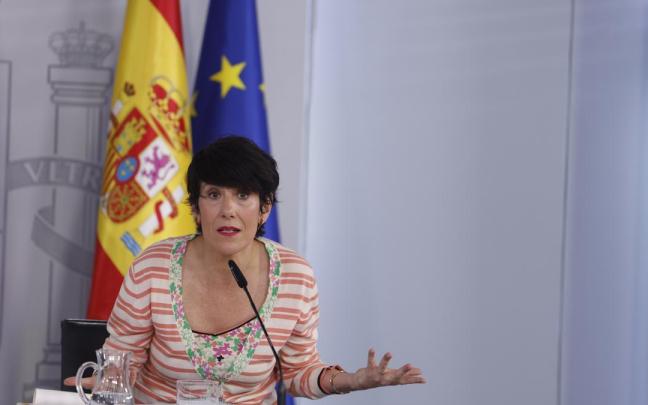 Elma Saiz, ministra de Inclusión, Seguridad Social y Migraciones, en la rueda de prensa posterior al Consejo de Ministros