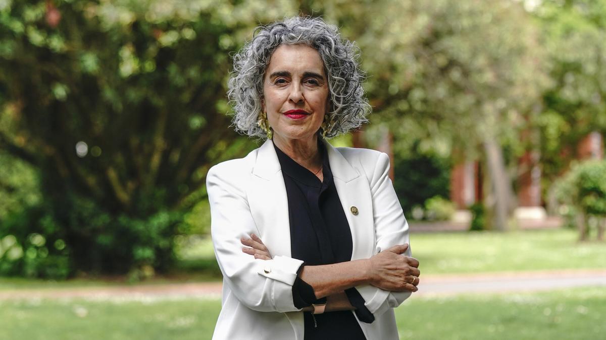 La vicelehendakari primera y consejera de Política Lingüística, Ibone Bengoetxea, posa para la entrevista
