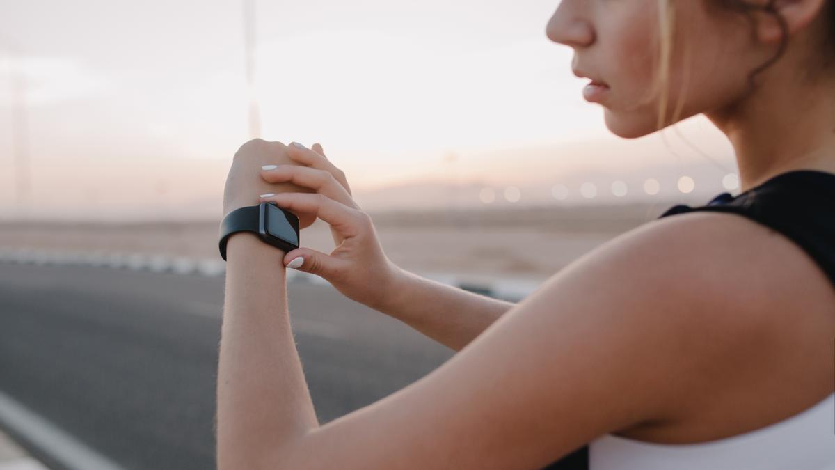 Hacer ejercicio todos los días ayuda a controlar el peso.