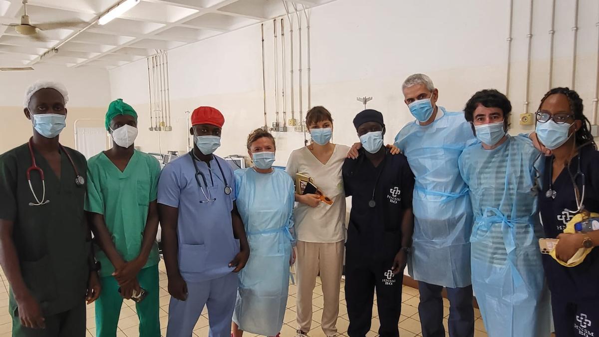 Osakidetza busca sanitarios para trabajar unos meses en Guinea-Bissau.