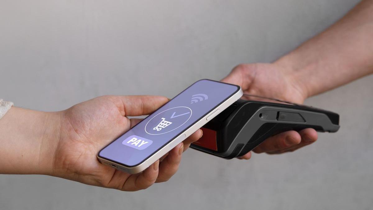 Cada vez es más habitual usar el 'contactless' para realizar pagos.