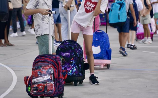 Un grupo de escolares el primer día del curso académico.