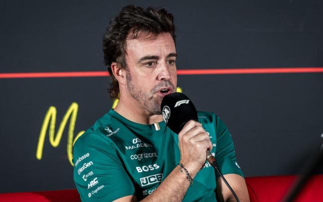 Fernando Alonso, durante una rueda de prensa.