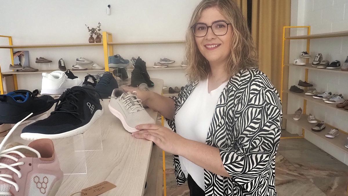 Oihana Odriozola, en el interior de su tienda.