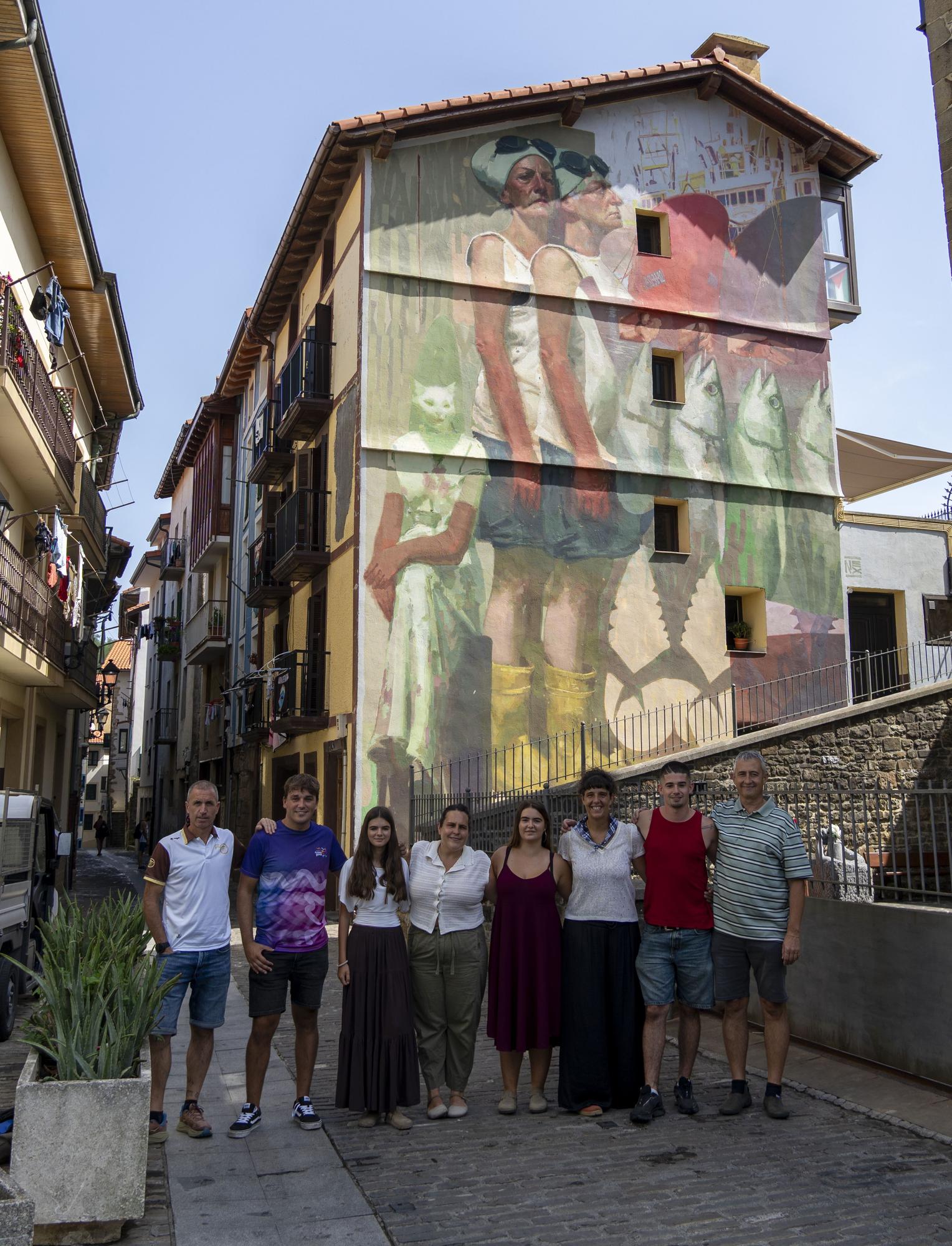 Inauguración del nuevo mural de Getaria.