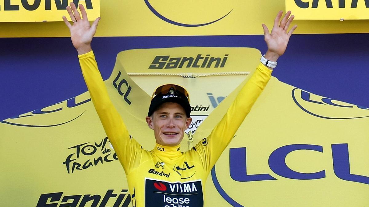 Vingegaard, líder del Tour, tres años después.