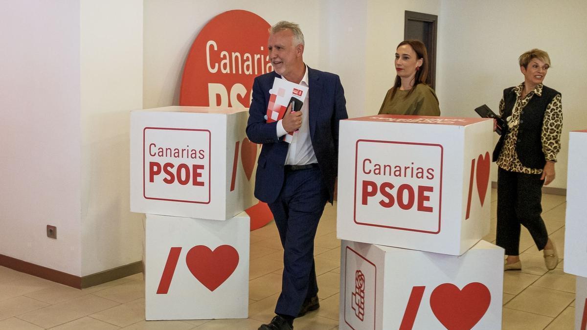 Ángel Víctor Torres, ayer en la sede del PSOE de Canarias.