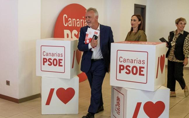 Ángel Víctor Torres, ayer en la sede del PSOE de Canarias.