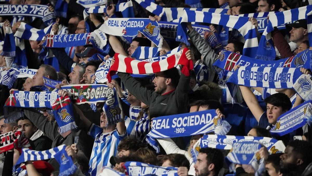 Aficionados de la Real Sociedad en el derbi contra el Athletic que tuvo lugar el pasado 14 de enero en Anoeta.