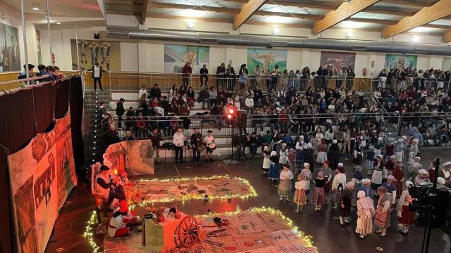 La llegada de Olentzero contó con una gran respuesta por parte del público