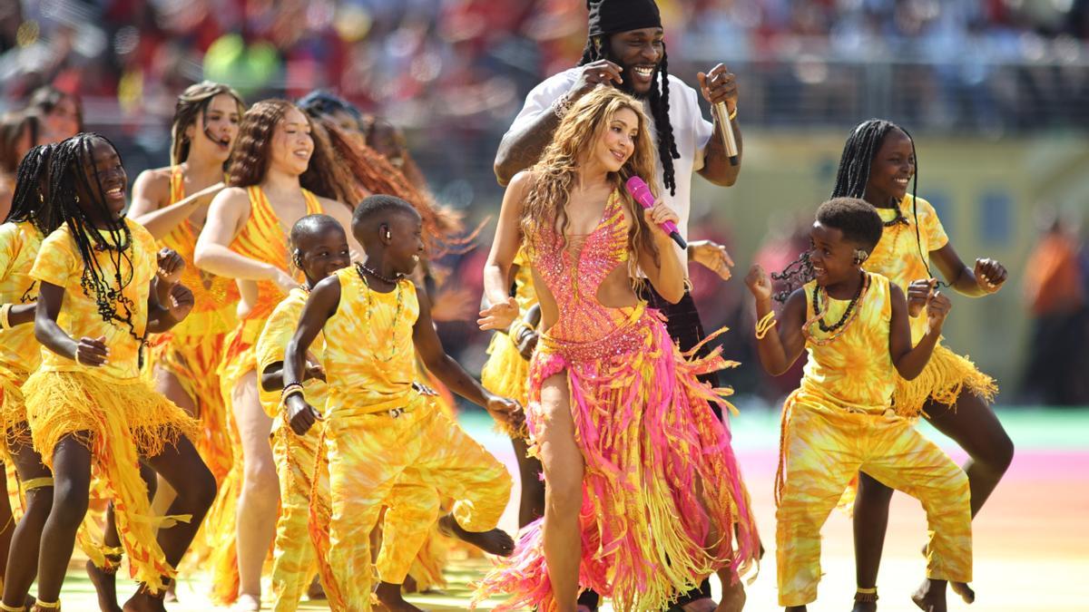 Shakira durante su actuación en la final del Mundial 2026