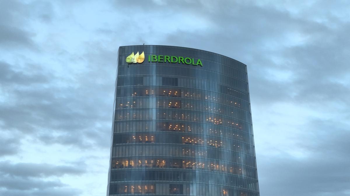 Imagen del rascacielos de la Torre Iberdrola en Bilbao