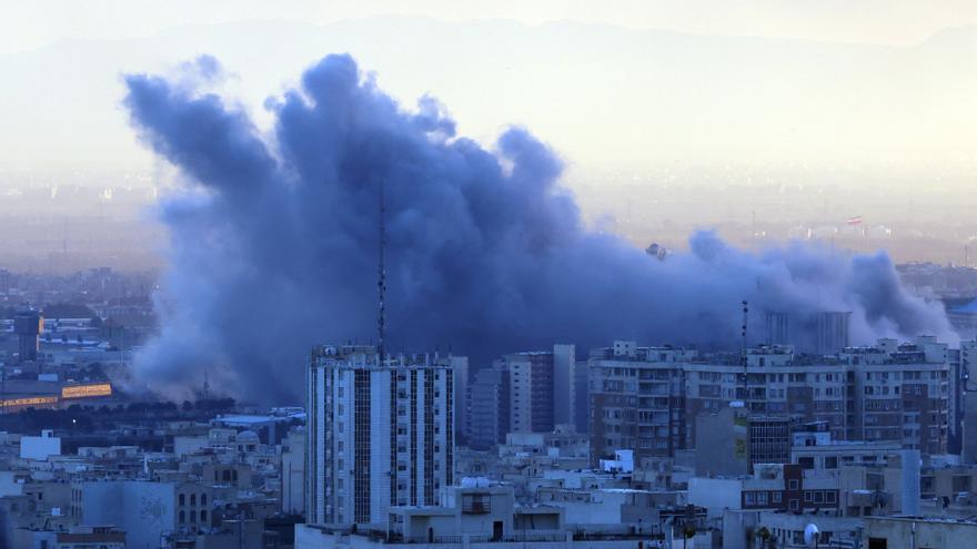 El Ejército de Israel lanza una nueva batería de ataques contra Teherán
