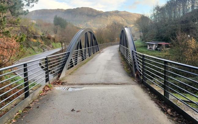 Vista del bidegorri una vez finalizadas las obras de reparación del firme.