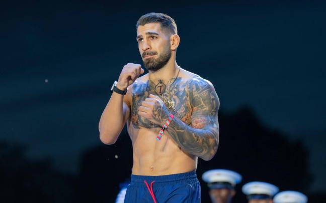 Ilia Topuria vuelve a la UFC tras su grave lesión y señala directamente a Gaethje: "Que no ponga nada raro en los guantes"
