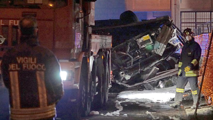 Al menos 20 muertos en un accidente de autobús en Venecia