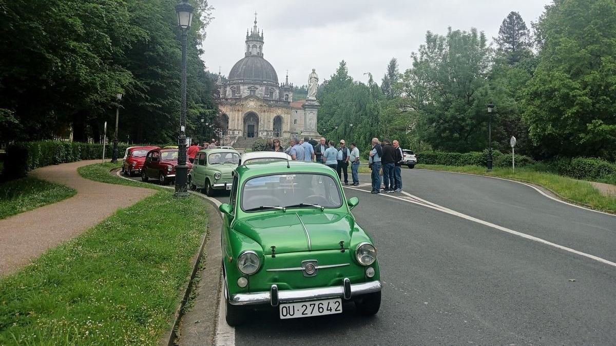 Quedada de Seat 600 en Loiola, Azpeitia.