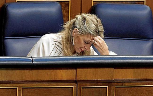 La vicepresidenta segunda, Yolanda Díaz, durante el Pleno del pasado jueves en el Congreso. | FOTO: E. P.