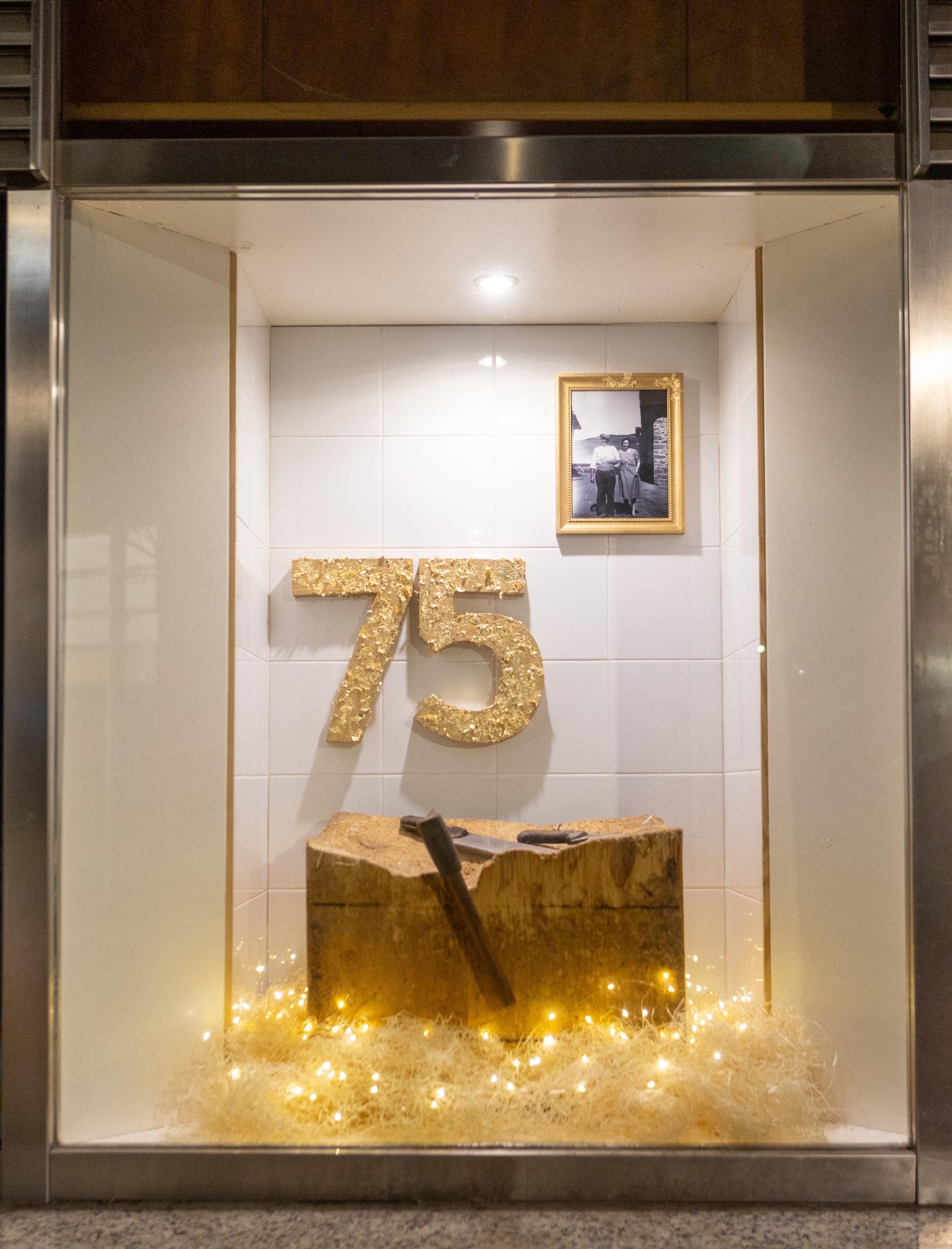 El escaparate de la Carnicería Burutxaga en Amurrio