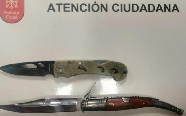 Navajas decomisadas en Noáin.