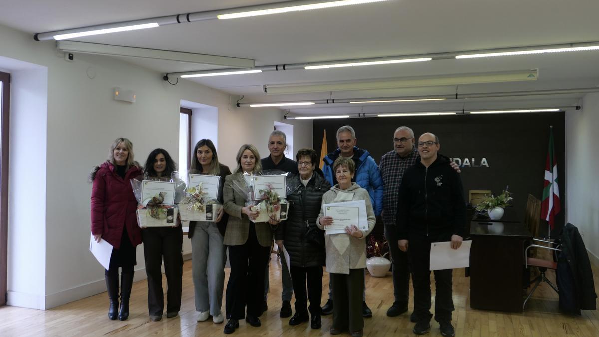 Entrega de Premios del Concurso de Escaparates Navideños de Lazkao.
