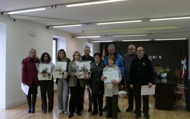 Entrega de Premios del Concurso de Escaparates Navideños de Lazkao.