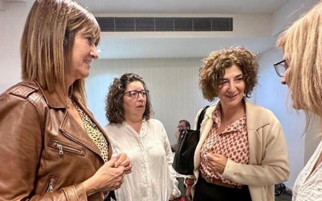 Mendia, en la apertura de la jornada 'Políticas públicas en transición' organizada por CC.OO. Mendia, en la apertura de la jornada 'Políticas públicas en transición' organizada por CC.OO.