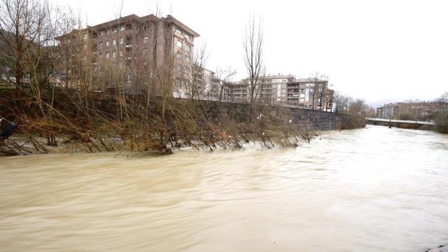 Crecida del río Urola como consecuencia de la borrasca Mónica en 2024.