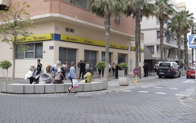 Imagen de una oficina de correos en Melila.