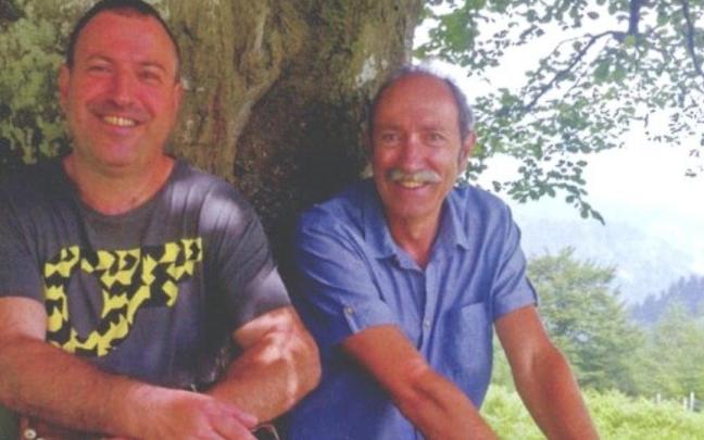 Imuntzo eta Belokiren musikak alaituko du Azkotiko Herriko plaza larunbat gauean.