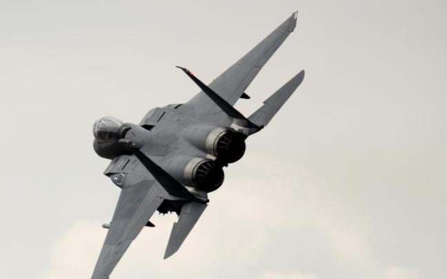 Un caza F15 de la base de la Fuerza Aérea británica (RAF) en Lakenheath. Un caza F15 de la base de la Fuerza Aérea británica (RAF) en Lakenheath.