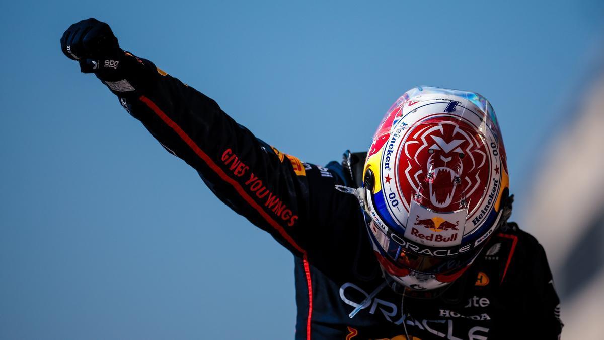 Max Verstappen celebra su victoria en el Gran Premio de Estados Unidos de Fórmula 1.
