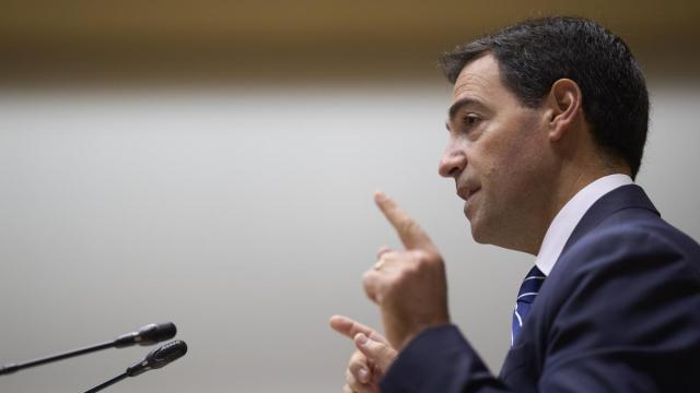 El lehendakari, Imanol Pradales, este viernes en el Parlamento Vasco