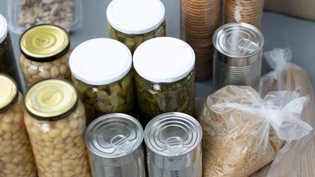 Reino Unido pide prepararse para una posible guerra y explica qué provisiones hay que tener en casa