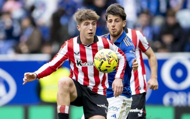 Mikel Jauregizar, frente al Oviedo