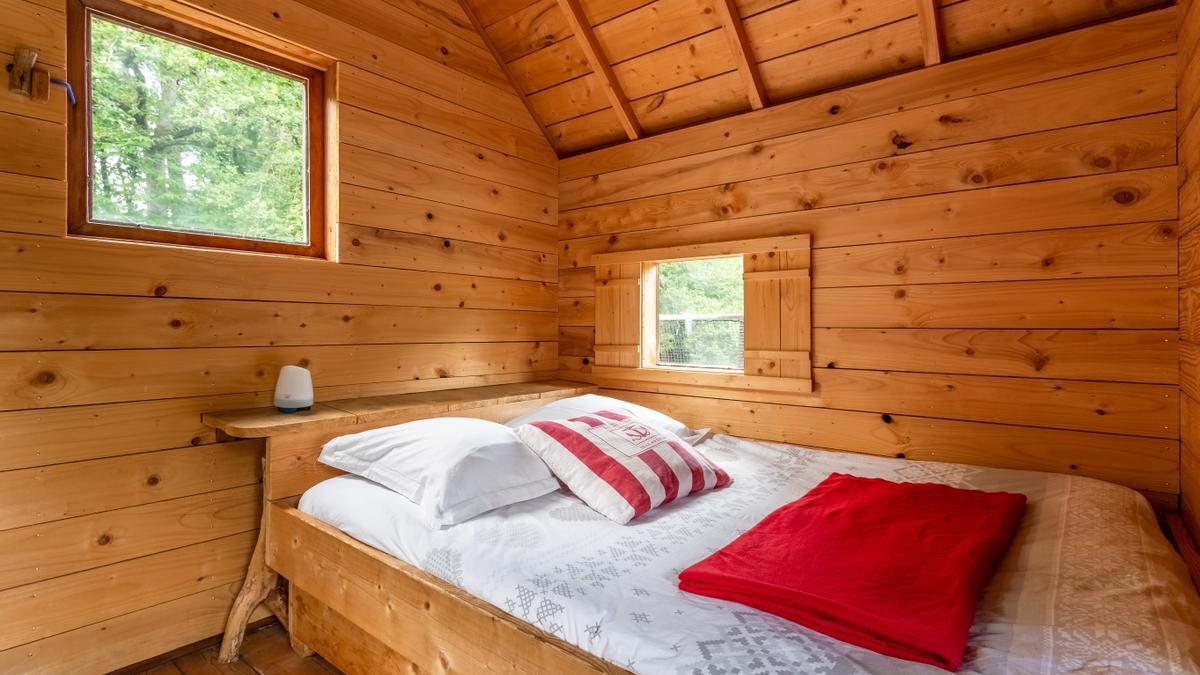 El interior, de madera.