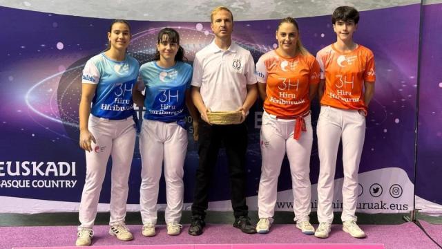 Ibarrola-Ozaeta y Alday-Benito, en la semifinal del Hiru Hiriburuak.