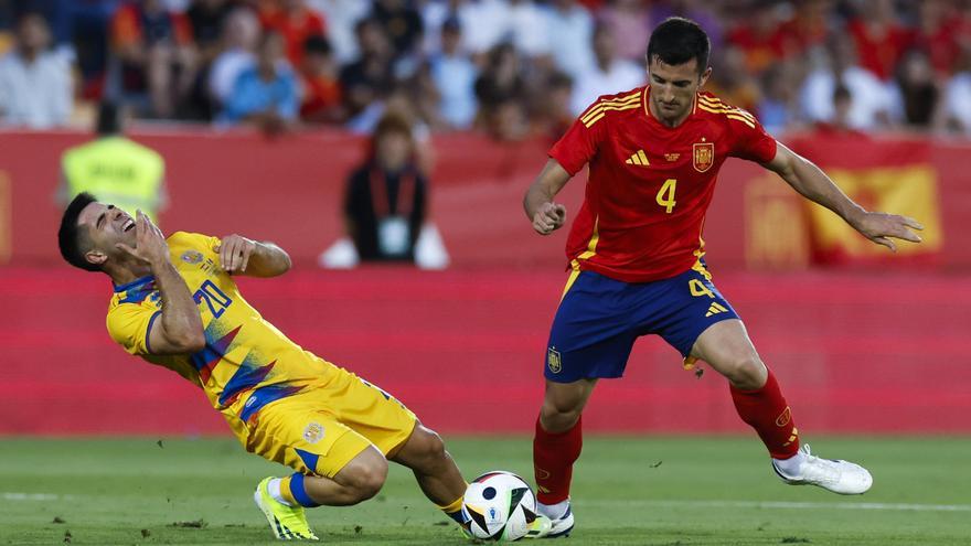 Daniel Vivian en el partido ante Andorra