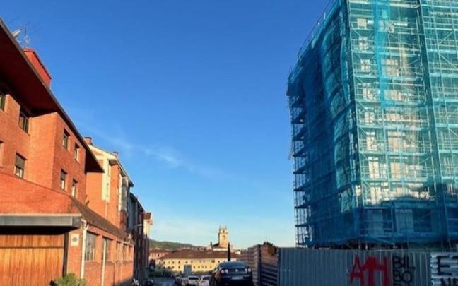 Las viviendas se están construyendo en la zona de Birjinoste / Alain Salterain Las viviendas se están construyendo en la zona de Birjinoste