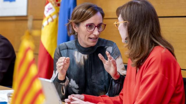 La ministra de Sanidad, Mónica García, durante la reunión del pleno del Consejo Interterritorial del Sistema Nacional de Salud (CISNS), en Madrid.